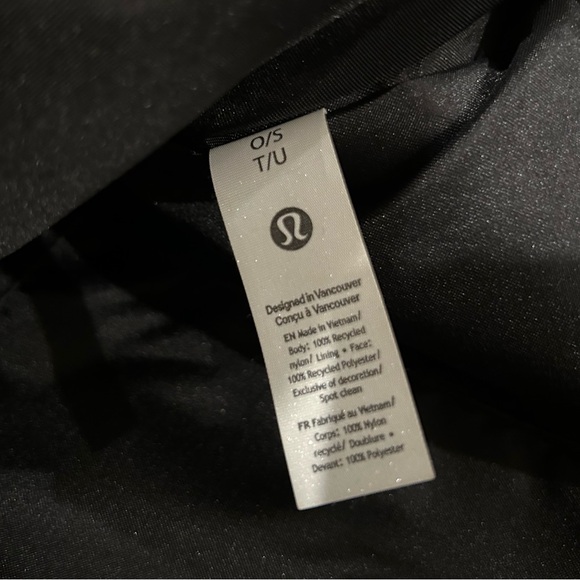 Lululemon Daily Multi-Pocket Tote Bag 20L Black - Picture 5 of 9
